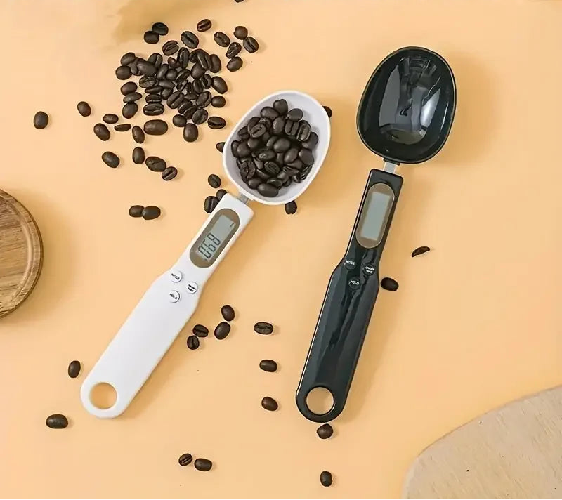 Báscula de cuchara digital blanca para café y repostería
